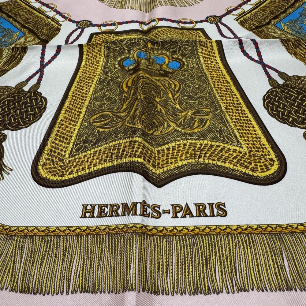 HERMES Black Scarf - Picture 5 of 7